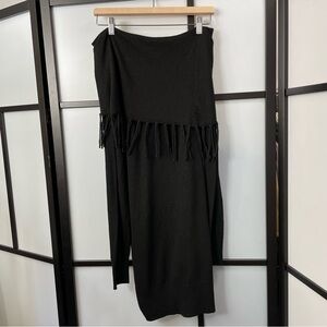 [L] Buffalo David Bitten Black Off The Shoulder Fringe Edge Long Sleeve Sweater
